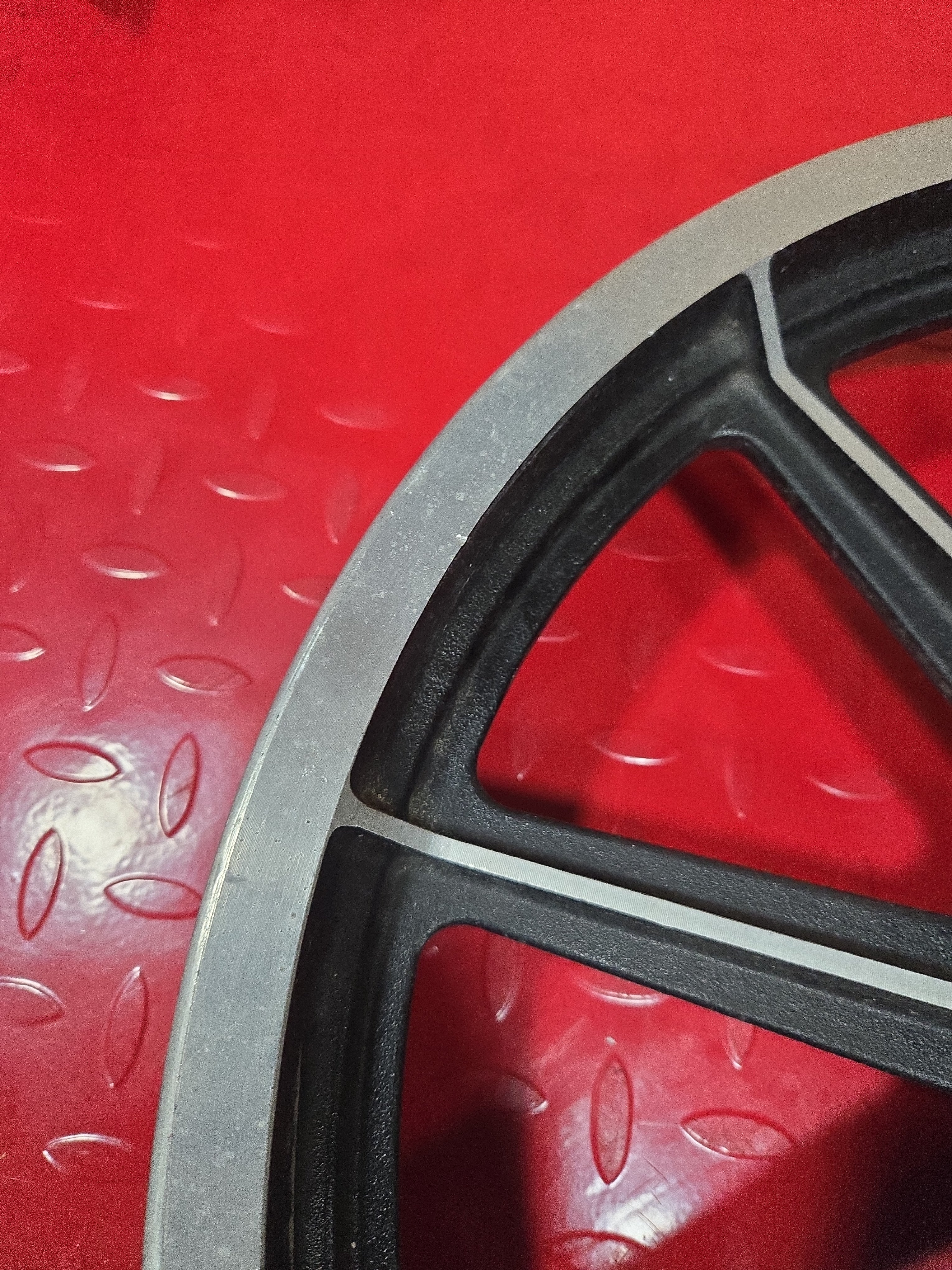 Harley Davidson AMF Shovel Gussrad Felge Rad Alu