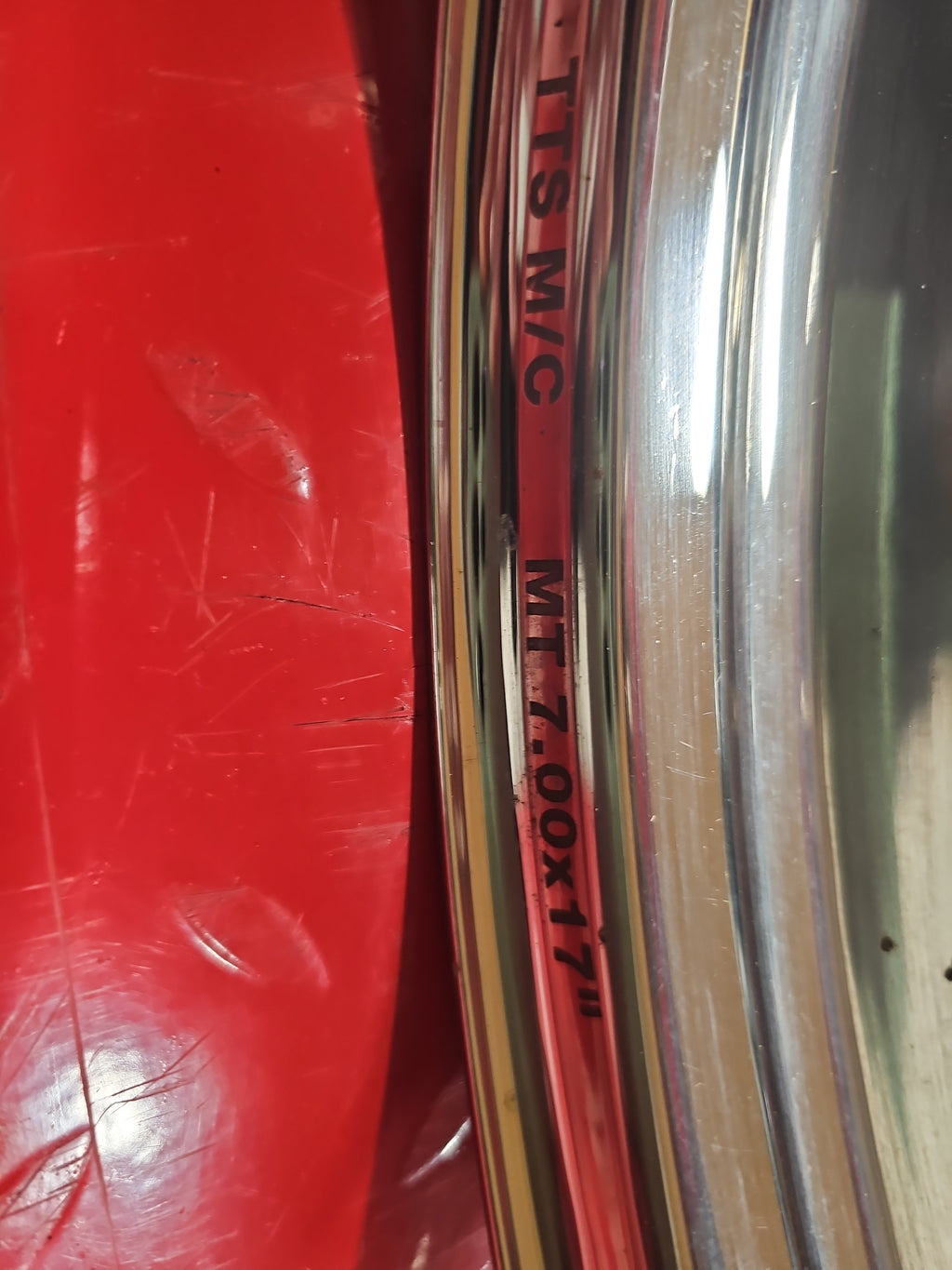YAMAHA XVS 1100 Edelstahl Felgenring Felge 7x17 poliert NEW