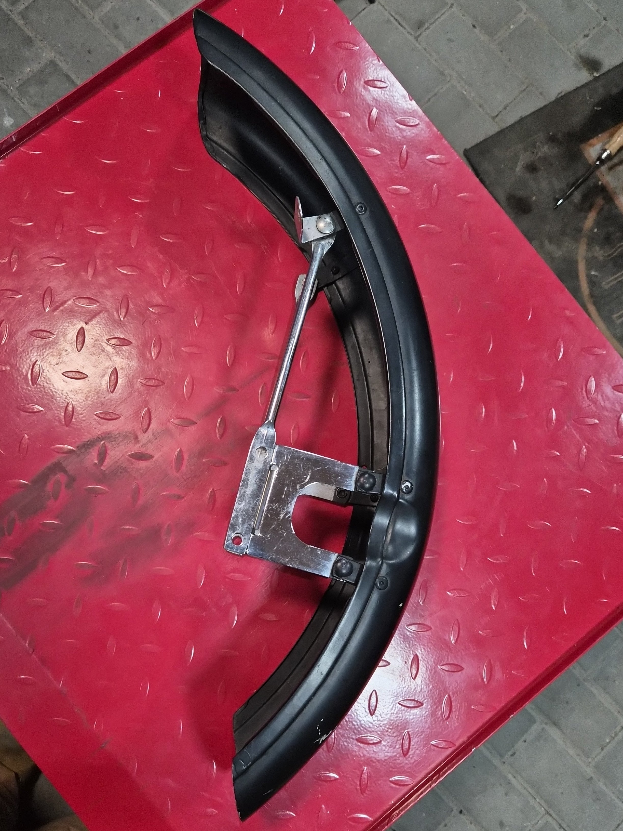Harley Davidson Front Fender Shovelhead Ironhead kurz schwarz 19" gebraucht