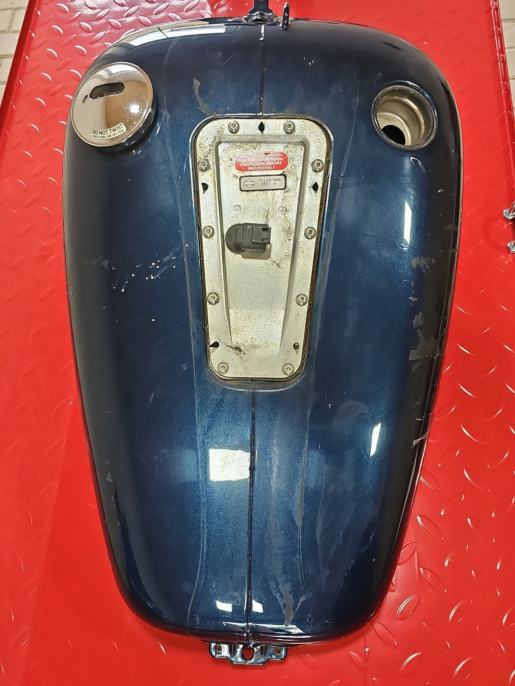 Harley Davidson Deuce Tank blue gebraucht