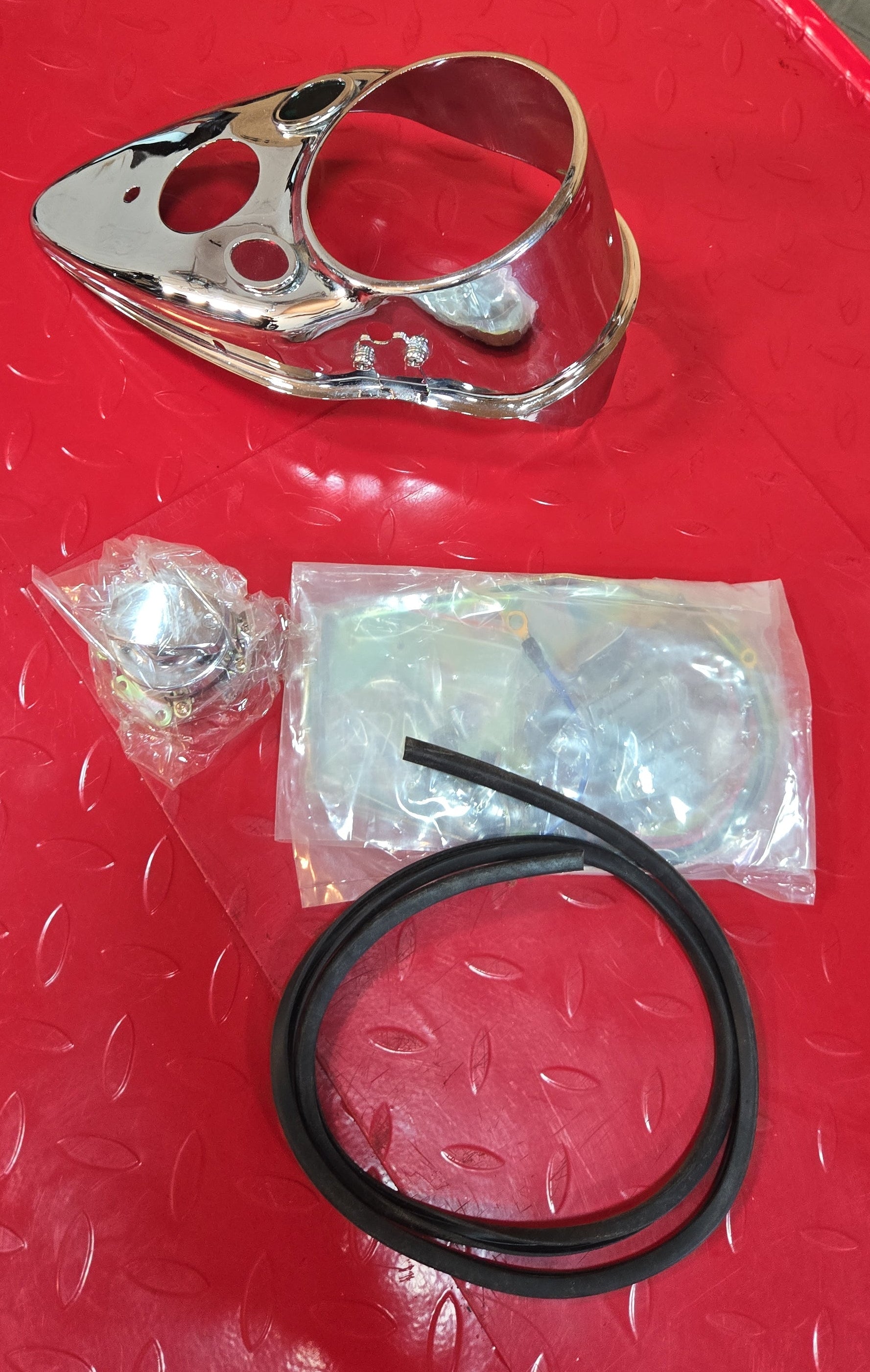 Harley JAMMER Cateye Style Dashboard chrom NEW