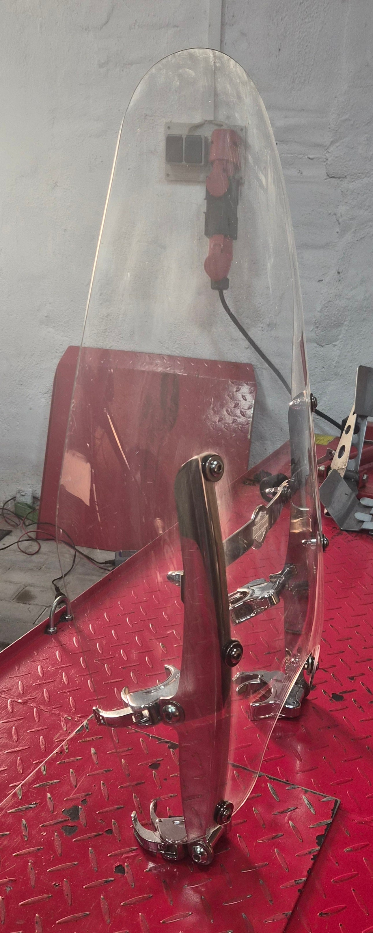 Harley Davidson V Rod Windschutzscheibe gebraucht