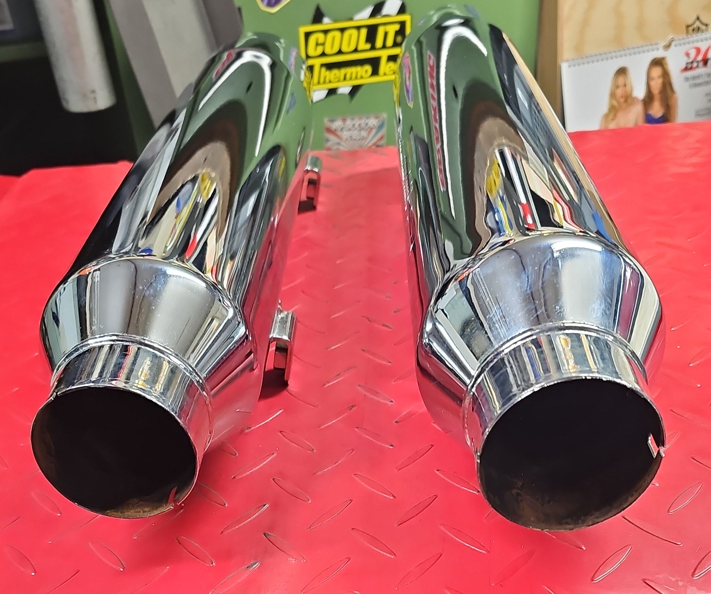 Harley Davidson V Rod Endschalldämpfer Muffler Auspuff chrom gebraucht