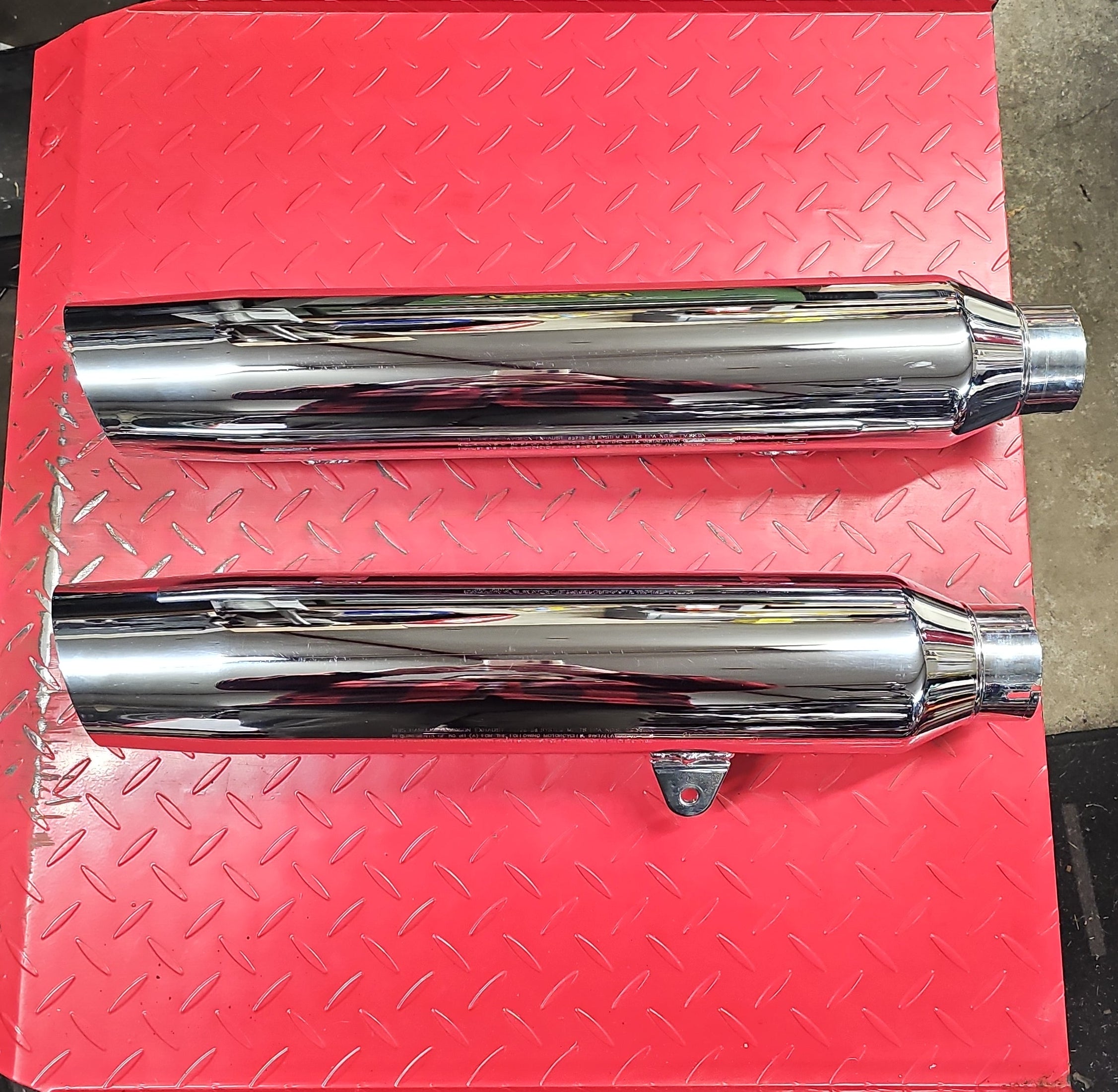 Harley Davidson V Rod Endschalldämpfer Muffler Auspuff chrom gebraucht
