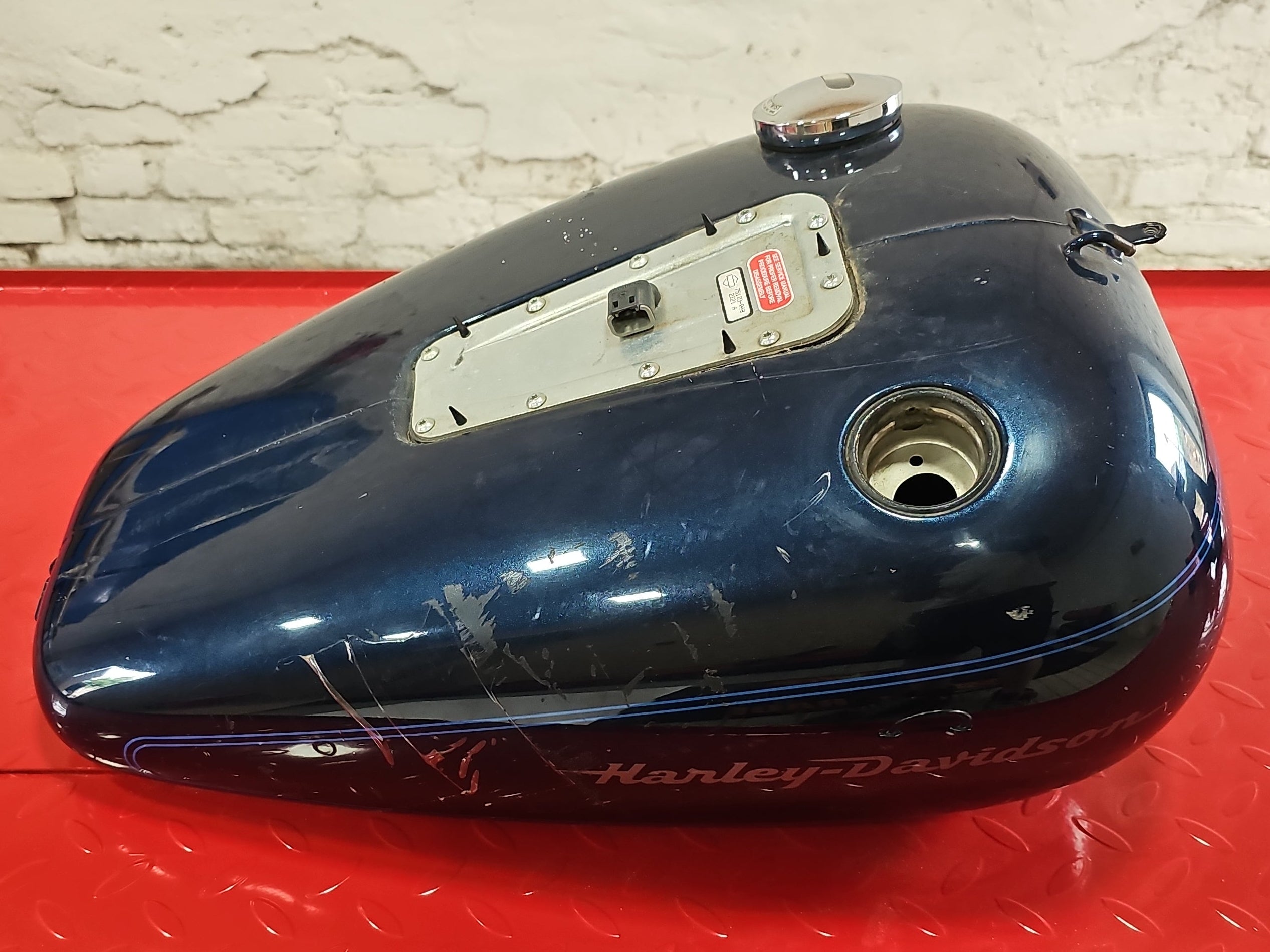 Harley Davidson Deuce Tank blue gebraucht