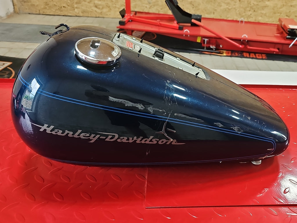 Harley Davidson Deuce Tank blue gebraucht