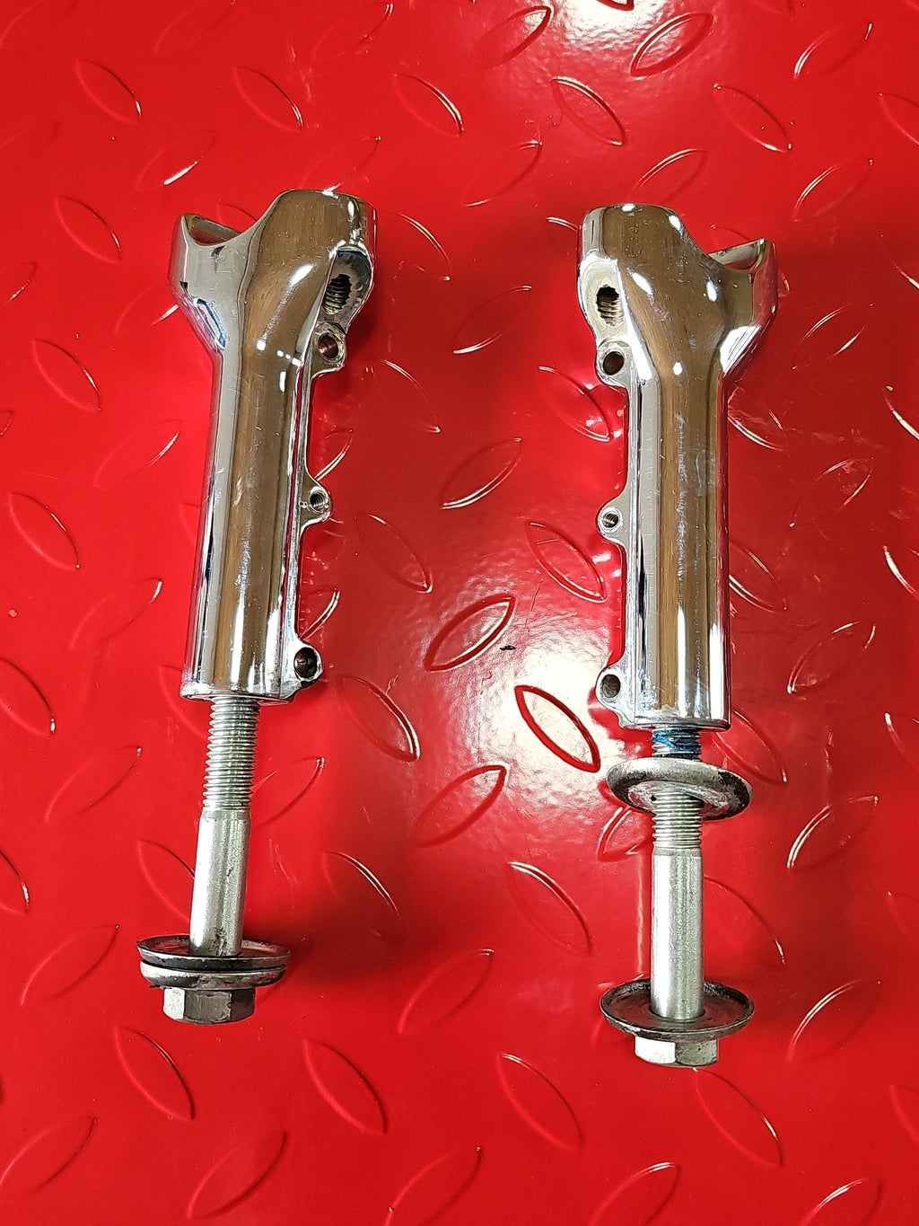 Harley Davidson Riser Unterteile chrom lang gebraucht