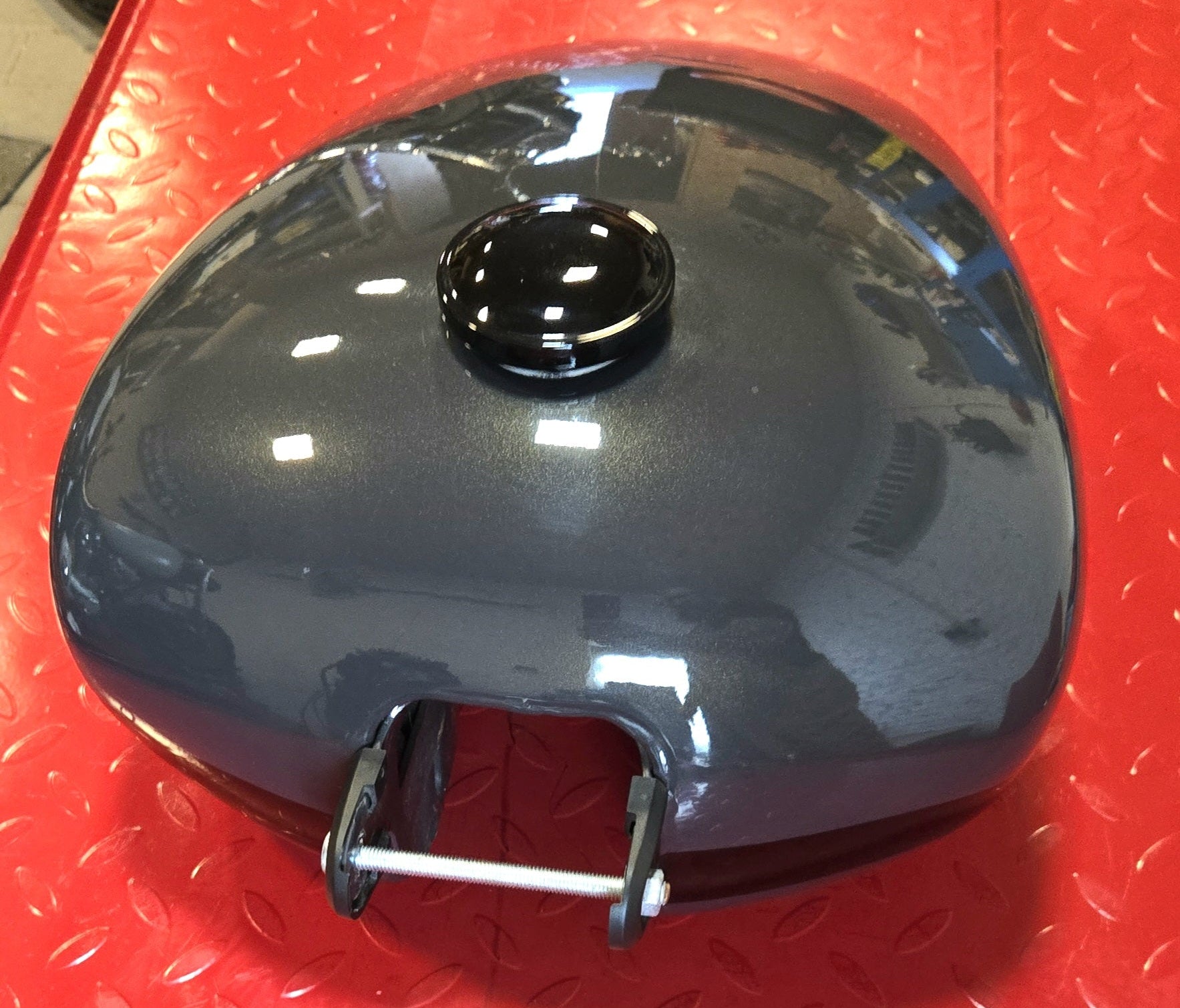 Harley Davidson Breakout Tank gebraucht