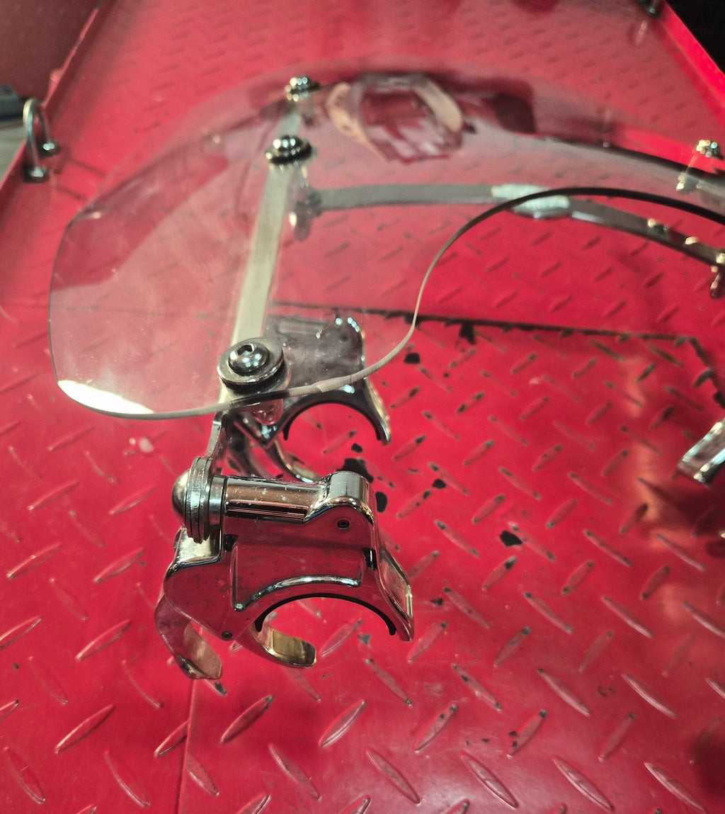 Harley Davidson V Rod Windschutzscheibe gebraucht
