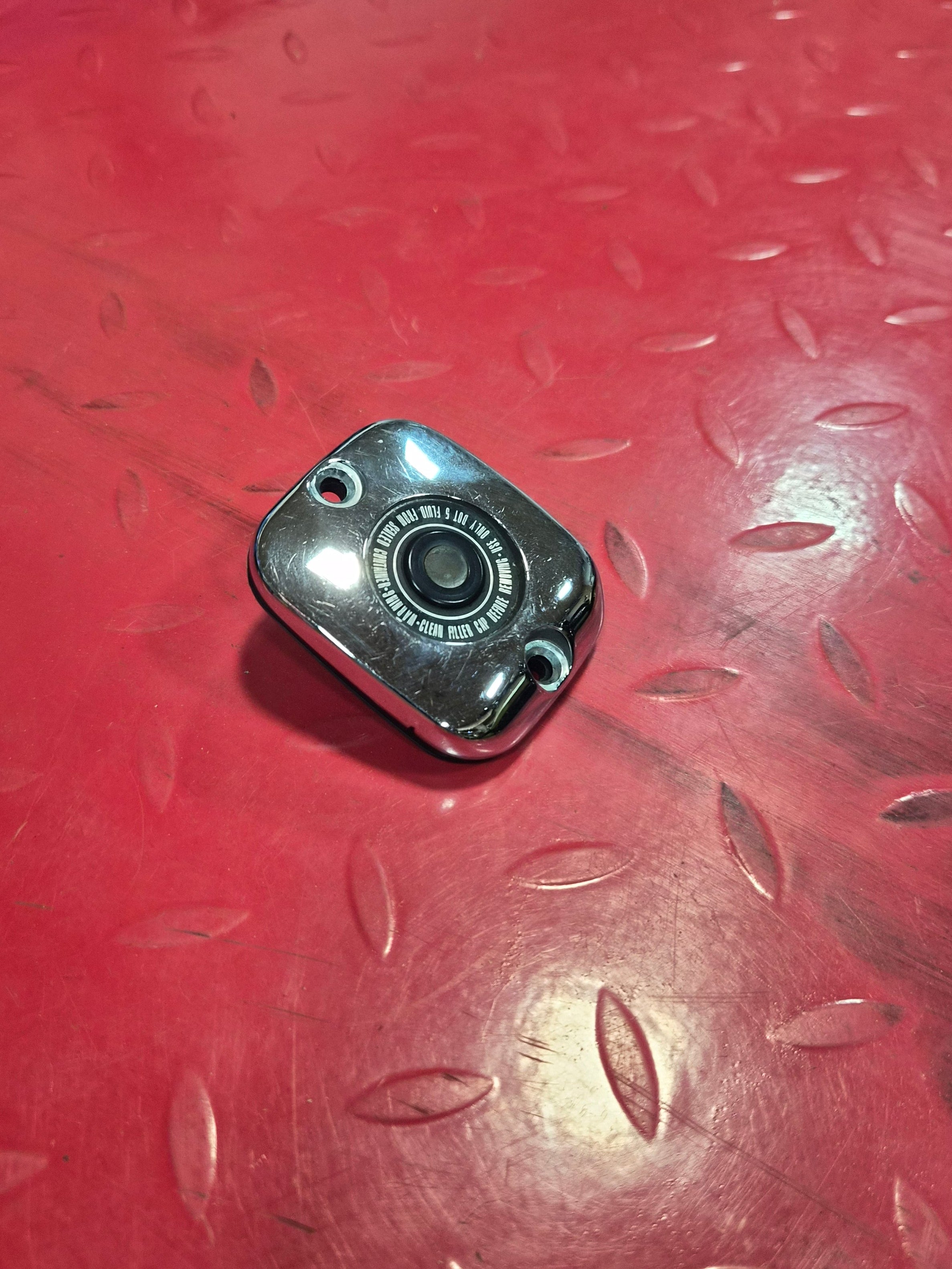 Harley Davidson Bremsbehälter Deckel vorne chrom gebraucht