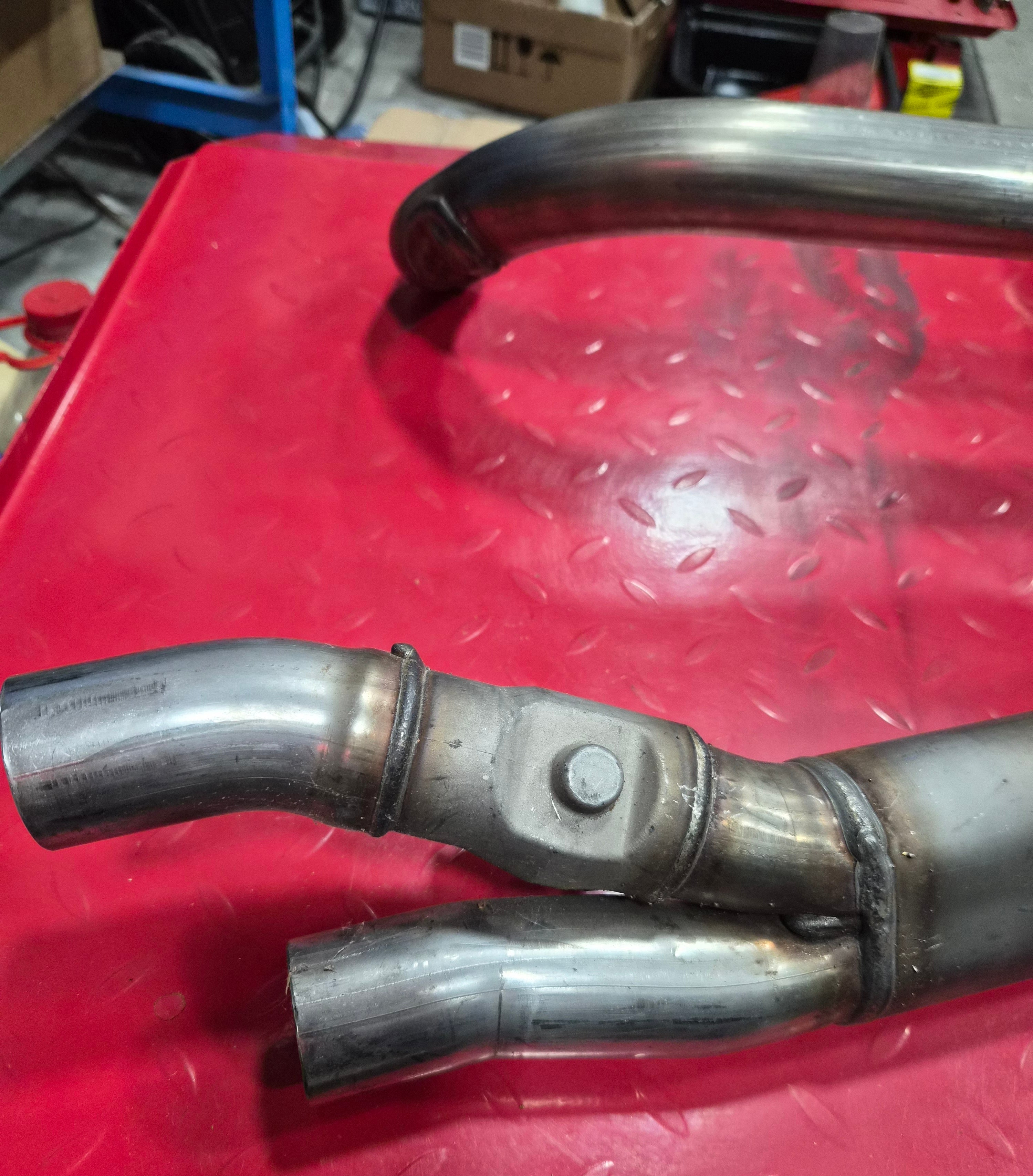 Harley Davidson FAT BOB Krümmer gebraucht