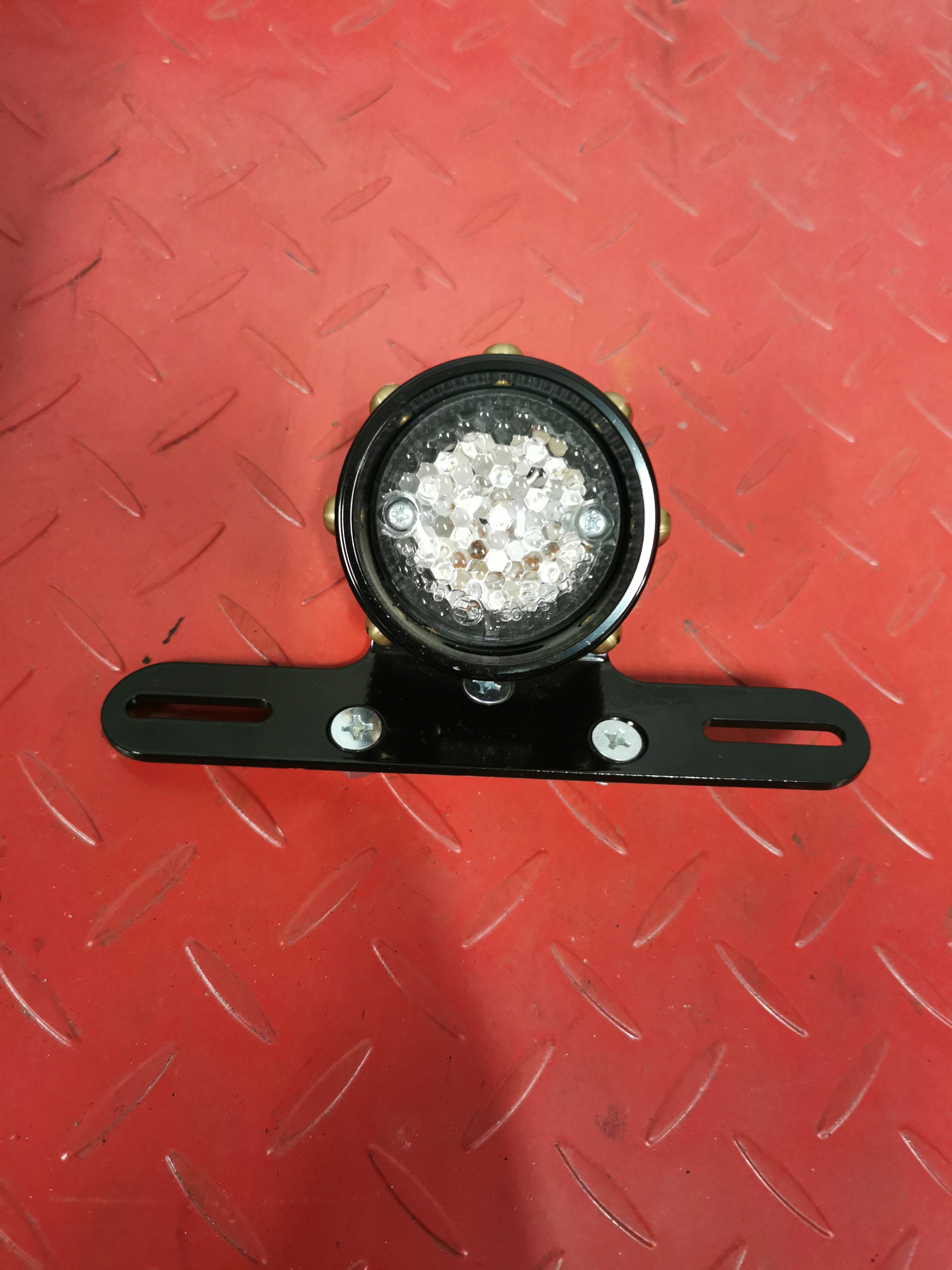 Harley Chopper Bobber Café Racer ALU MESSING LED Rücklicht NEW