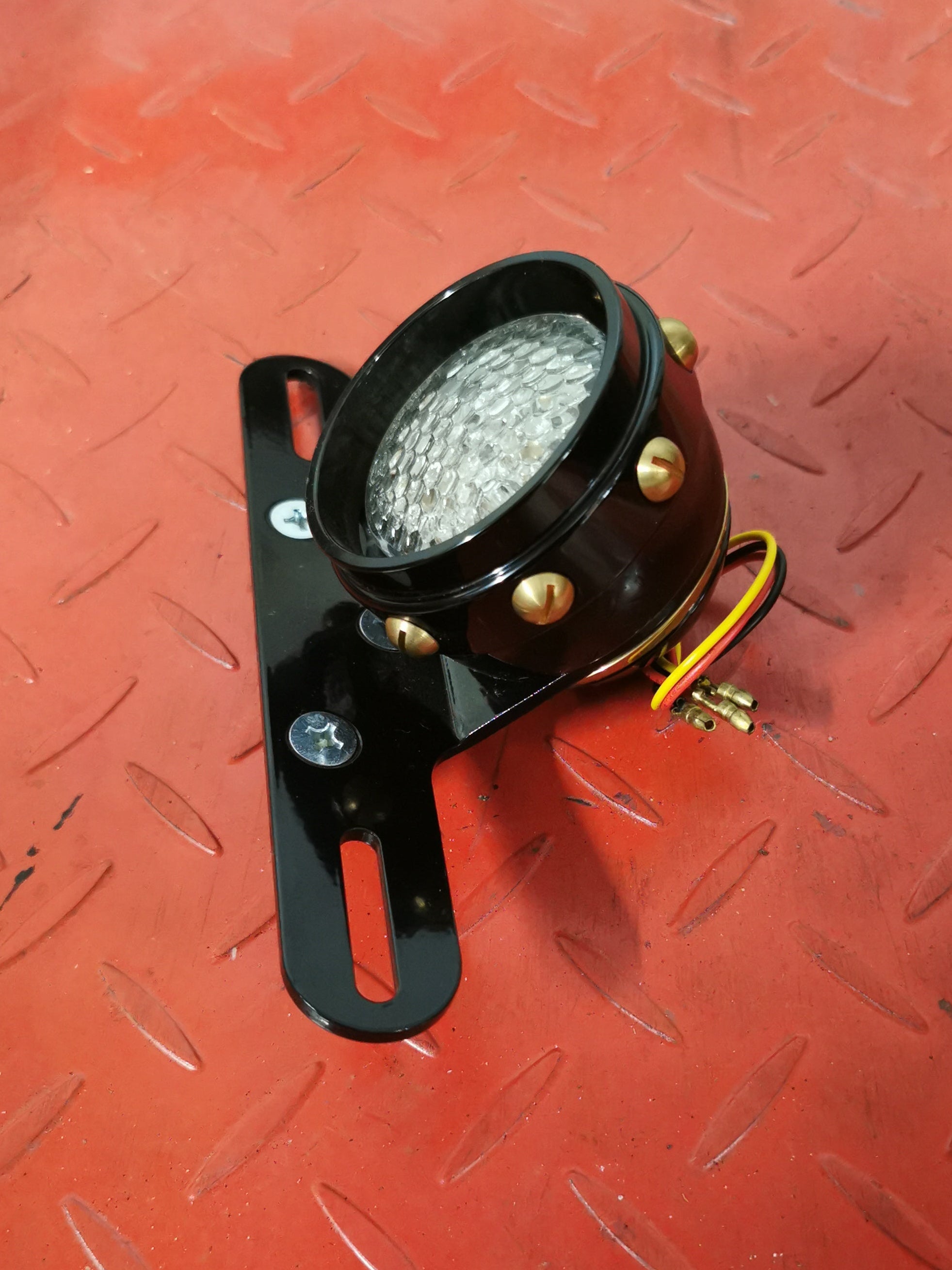 Harley Chopper Bobber Café Racer ALU MESSING LED Rücklicht NEW