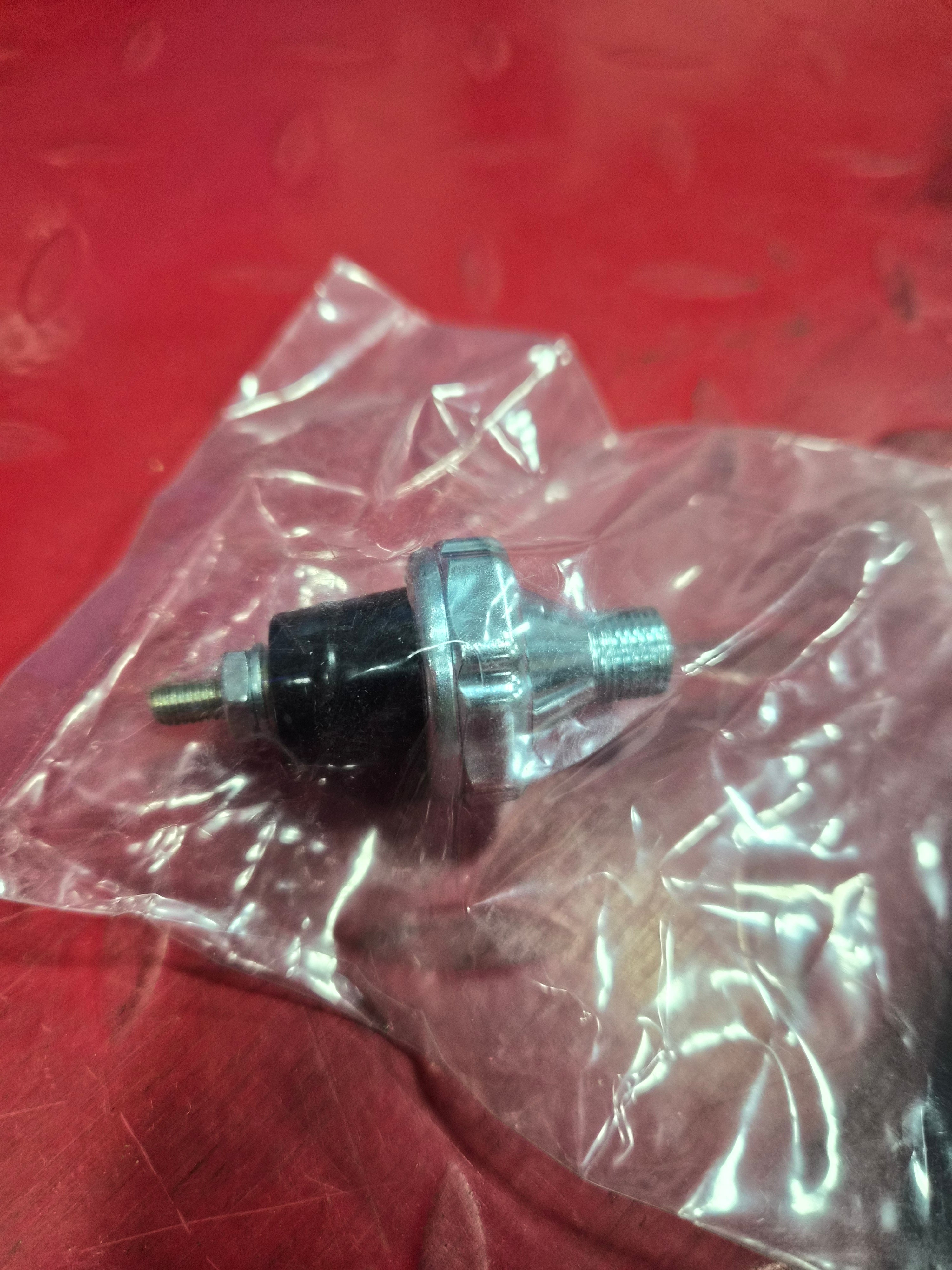Harley Davidson Öldruck Schalter oil pressure switch NEW