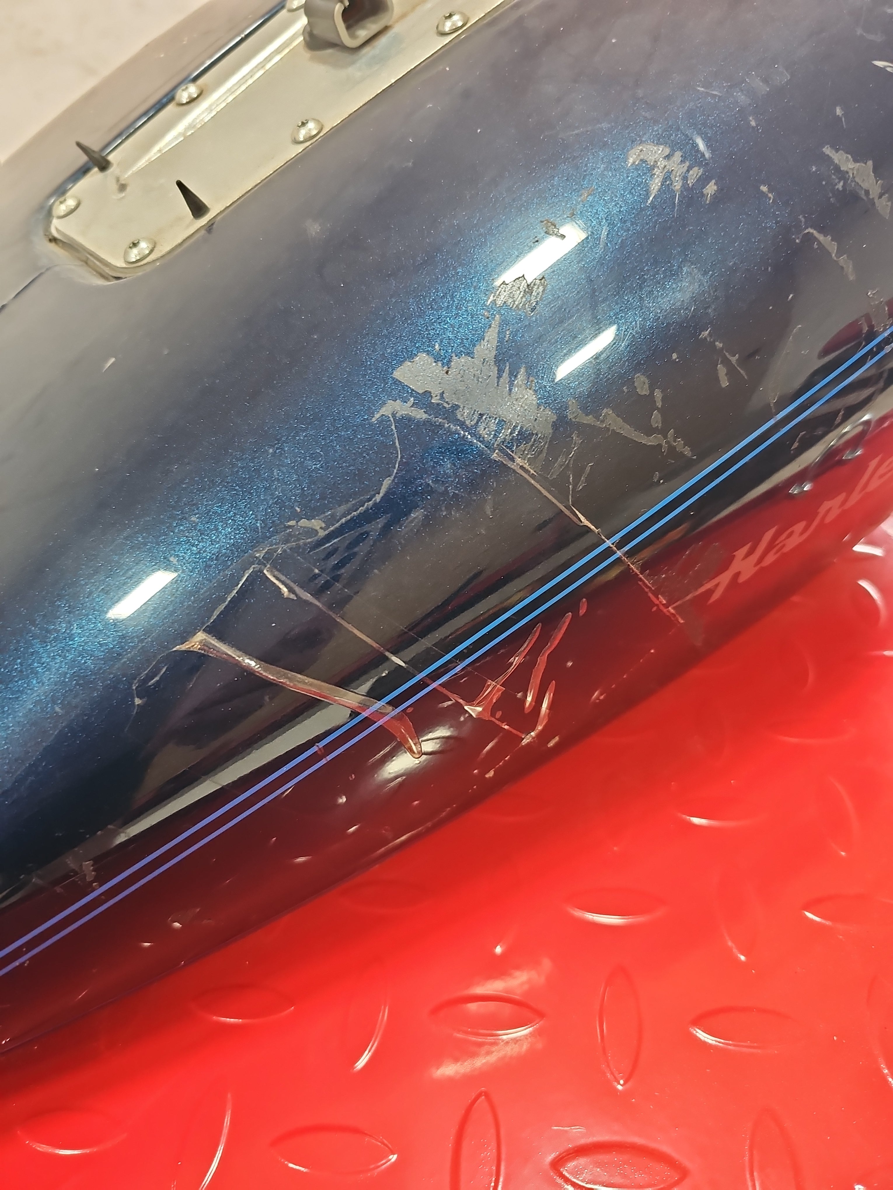 Harley Davidson Deuce Tank blue gebraucht