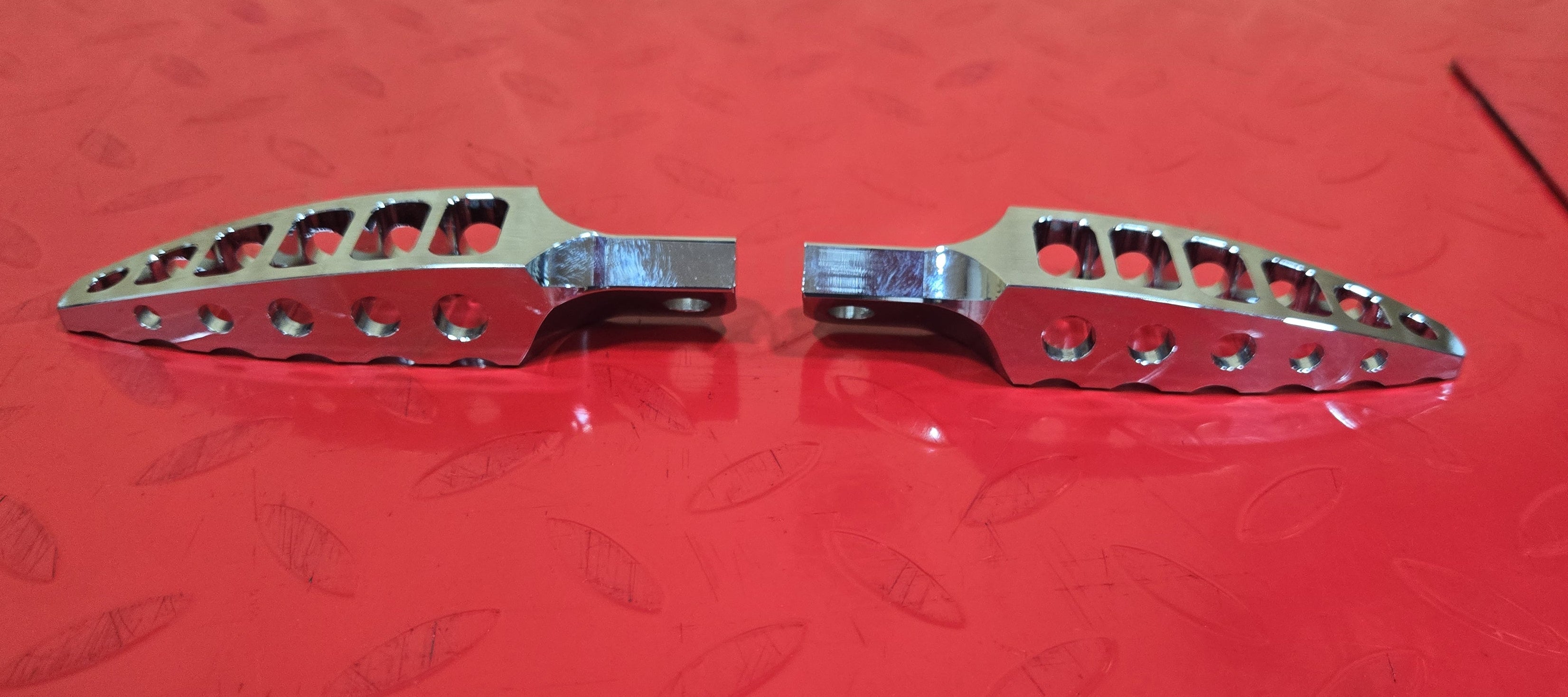 Harley Chopper Custombike Fussrasten chrom NEW