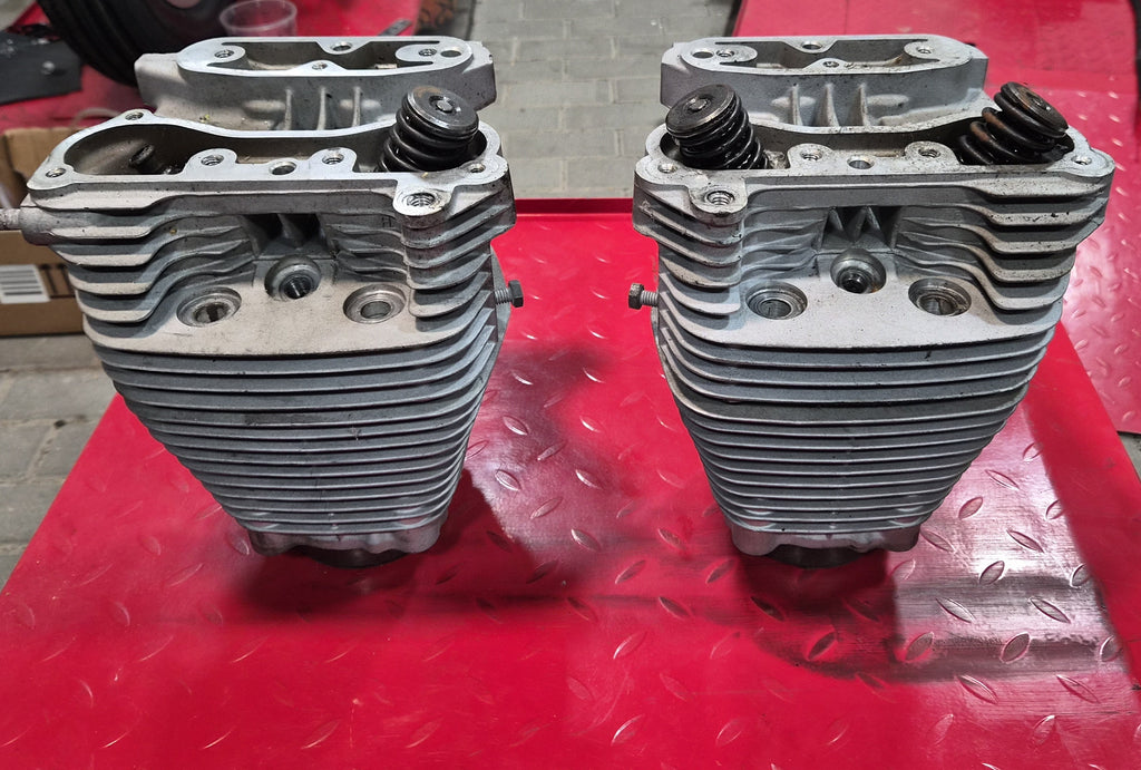 Harley Davidson Sportster 883 Zylinder + Zylinderköpfe DEFEKT