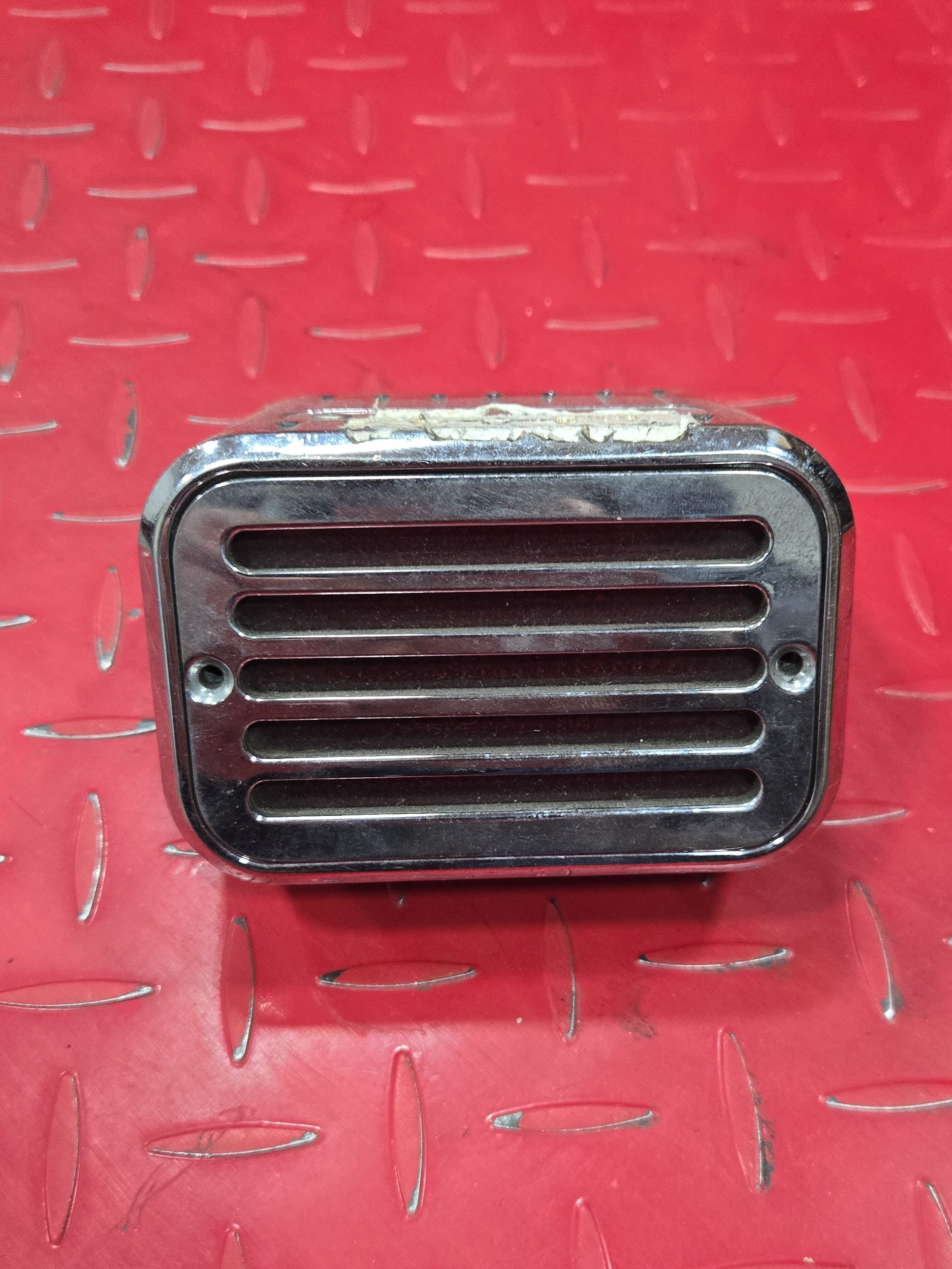 Harley ARLEN NESS Rücklicht chrom gebraucht