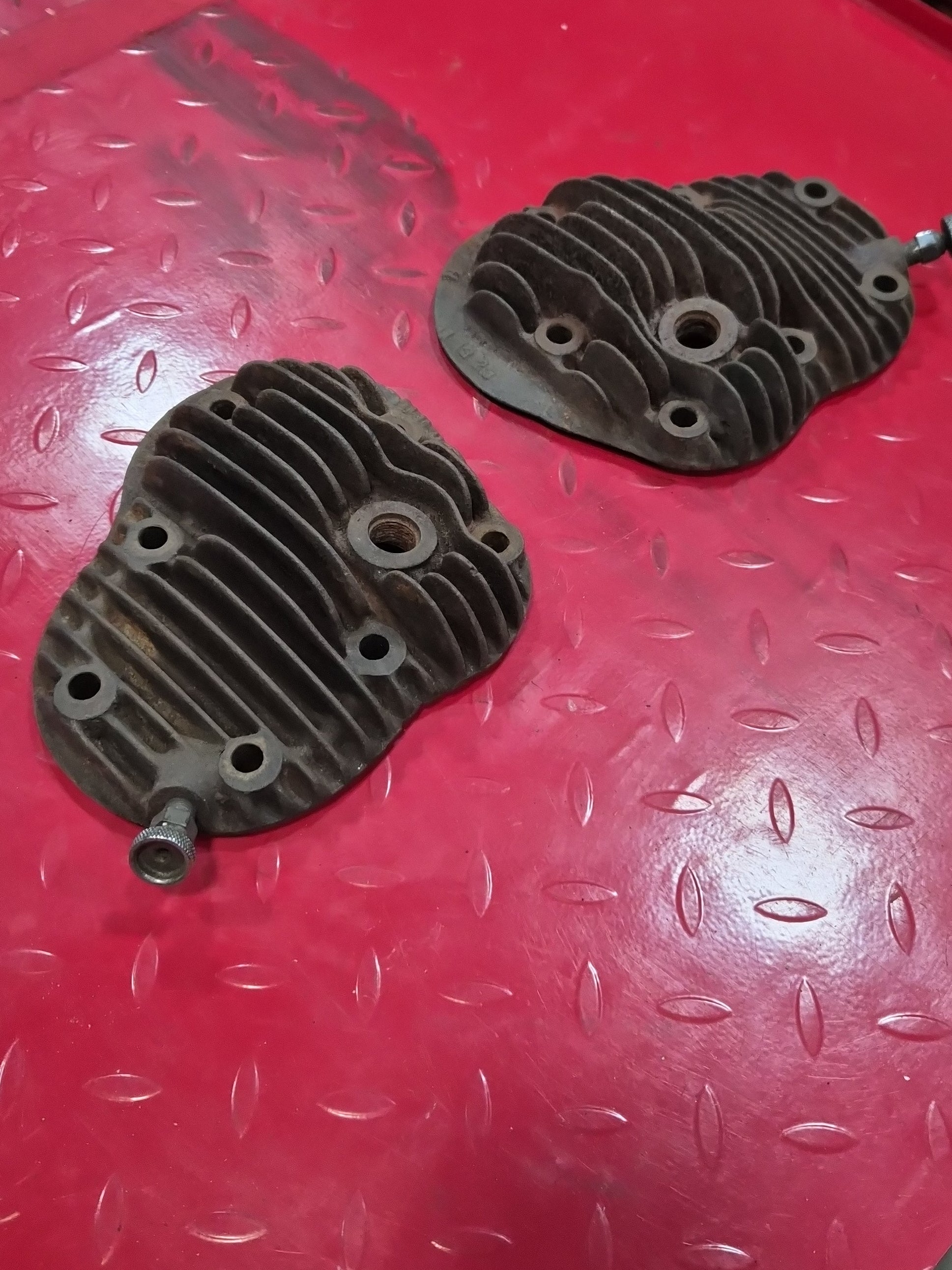 Harley Davidson Flathead Zylinderköpfe gebraucht