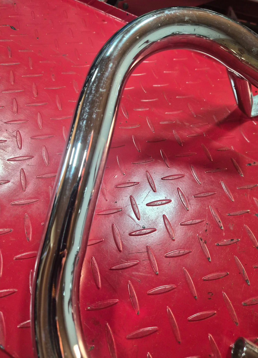 Harley Davidson V Rod Sturzbügel chrom gebraucht