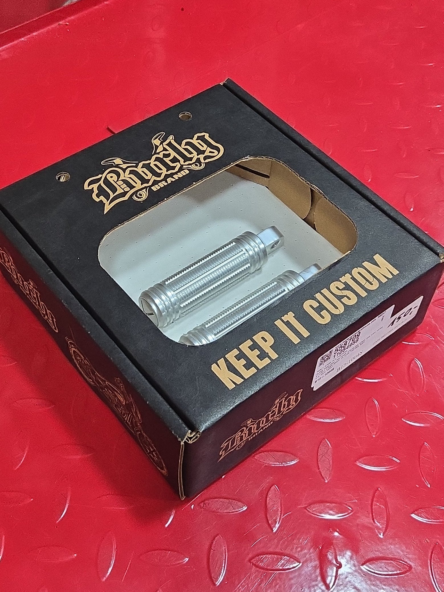 Harley Davidson BURLY Stash foot pegs. Clear anodized Fussrasten NEW