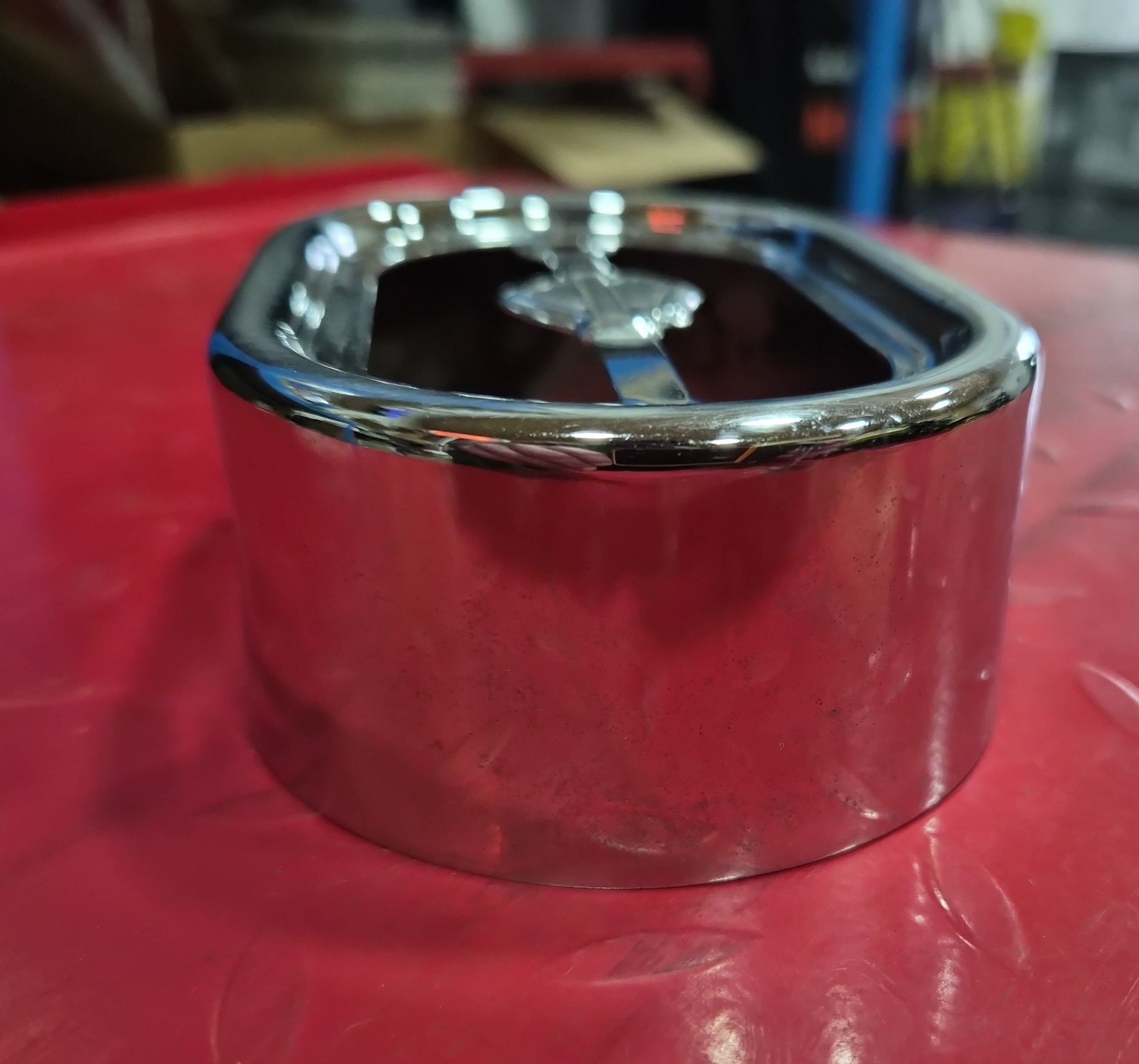 Harley Davidson Regler Cover chrom gebraucht