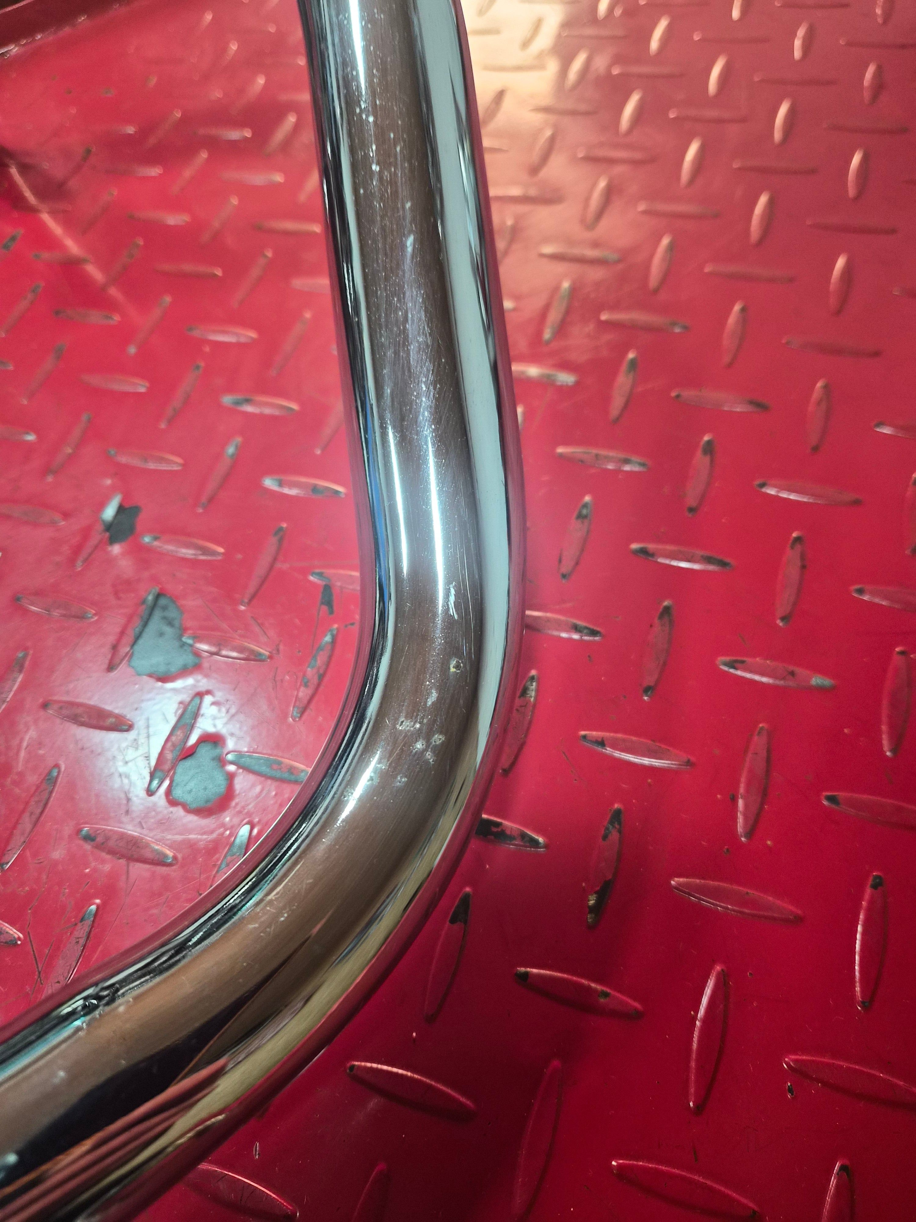 Harley Davidson V Rod Sturzbügel chrom gebraucht