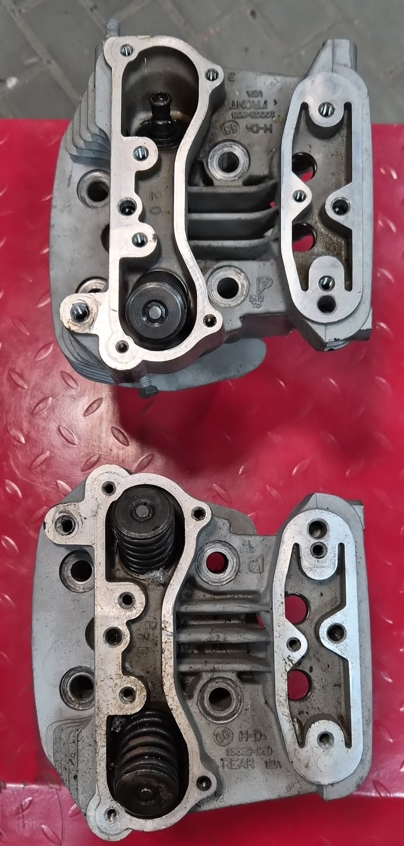 Harley Davidson Sportster 883 Zylinder + Zylinderköpfe DEFEKT