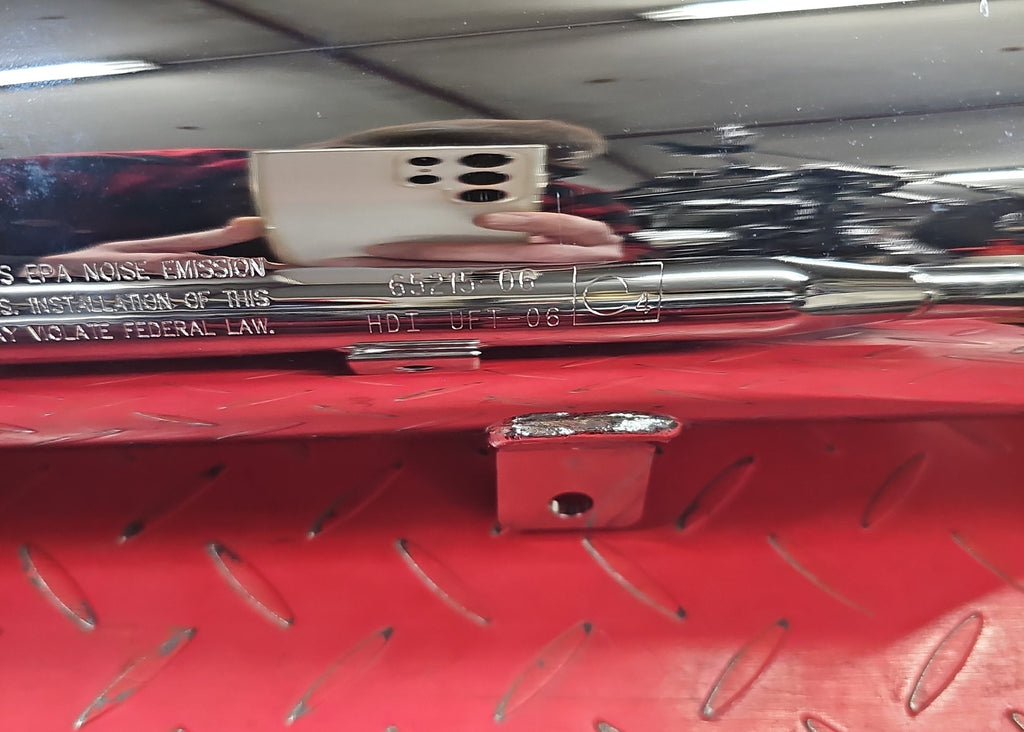 Harley Davidson V Rod Endschalldämpfer Muffler Auspuff chrom gebraucht