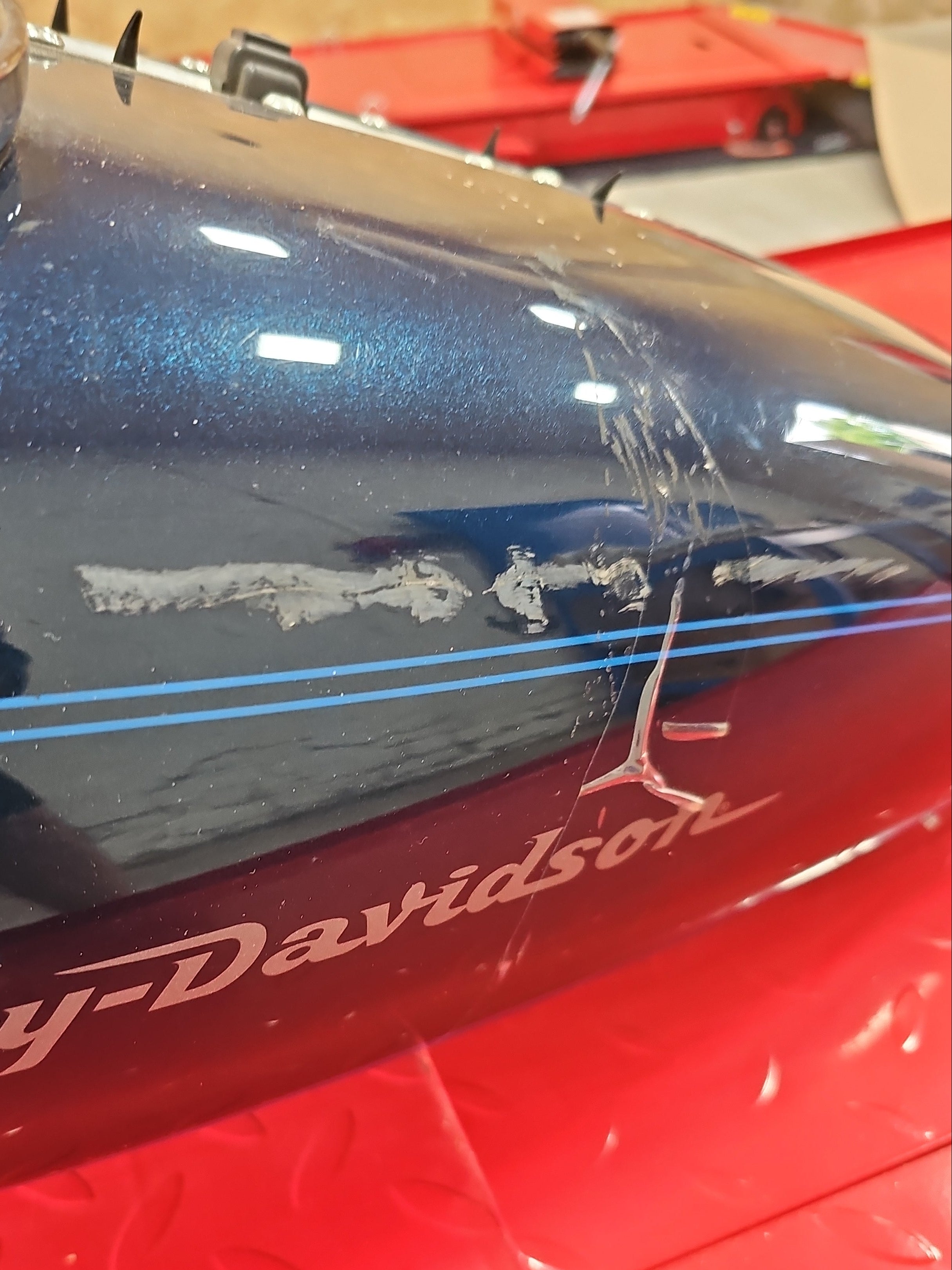 Harley Davidson Deuce Tank blue gebraucht