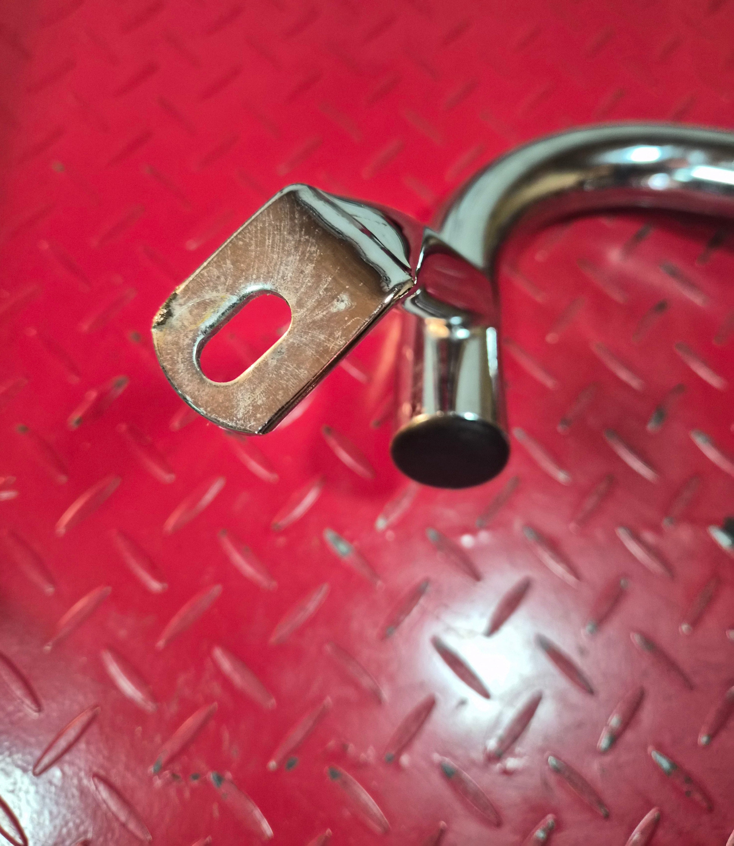 Harley Davidson V Rod Sturzbügel chrom gebraucht