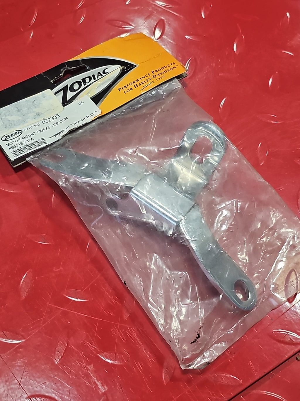 Harley Davidson Shovel Motorhalter chrom NEW