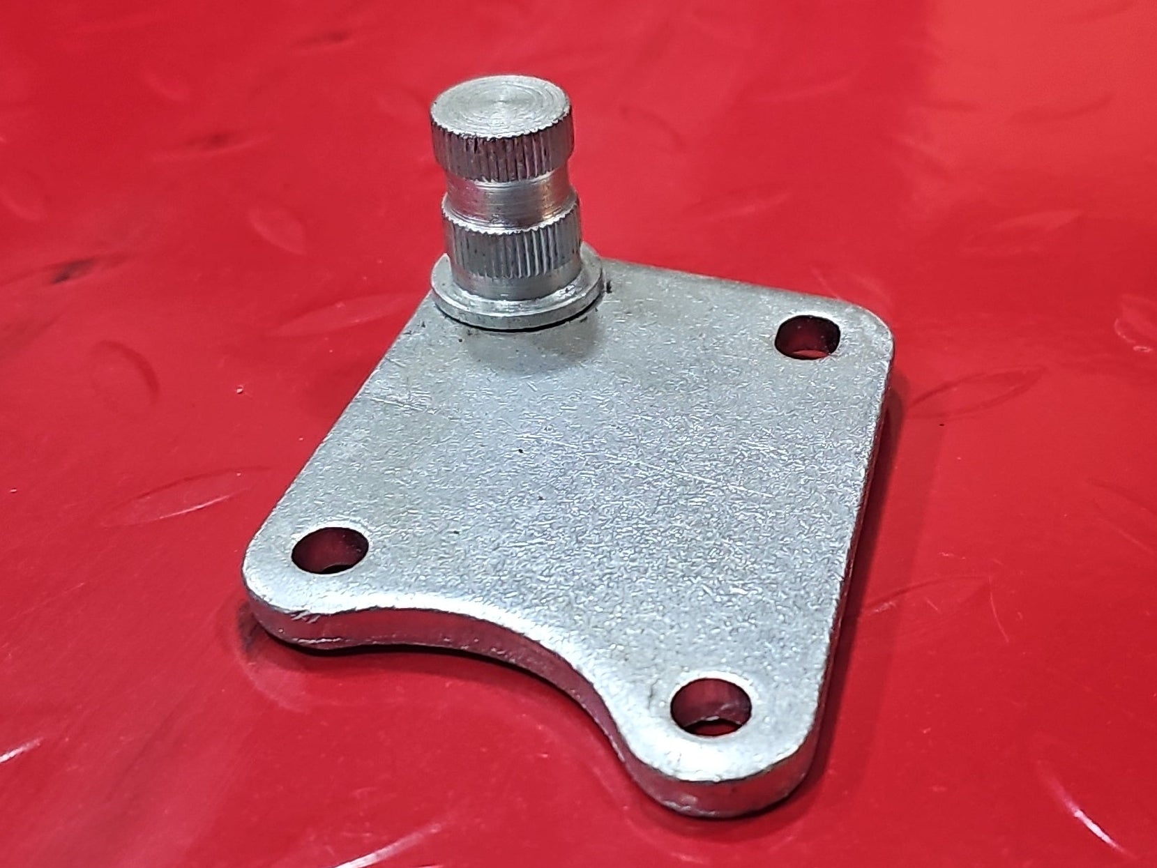 Harley Davidson Soziusfussrasten Halter FL 65-77 NEW