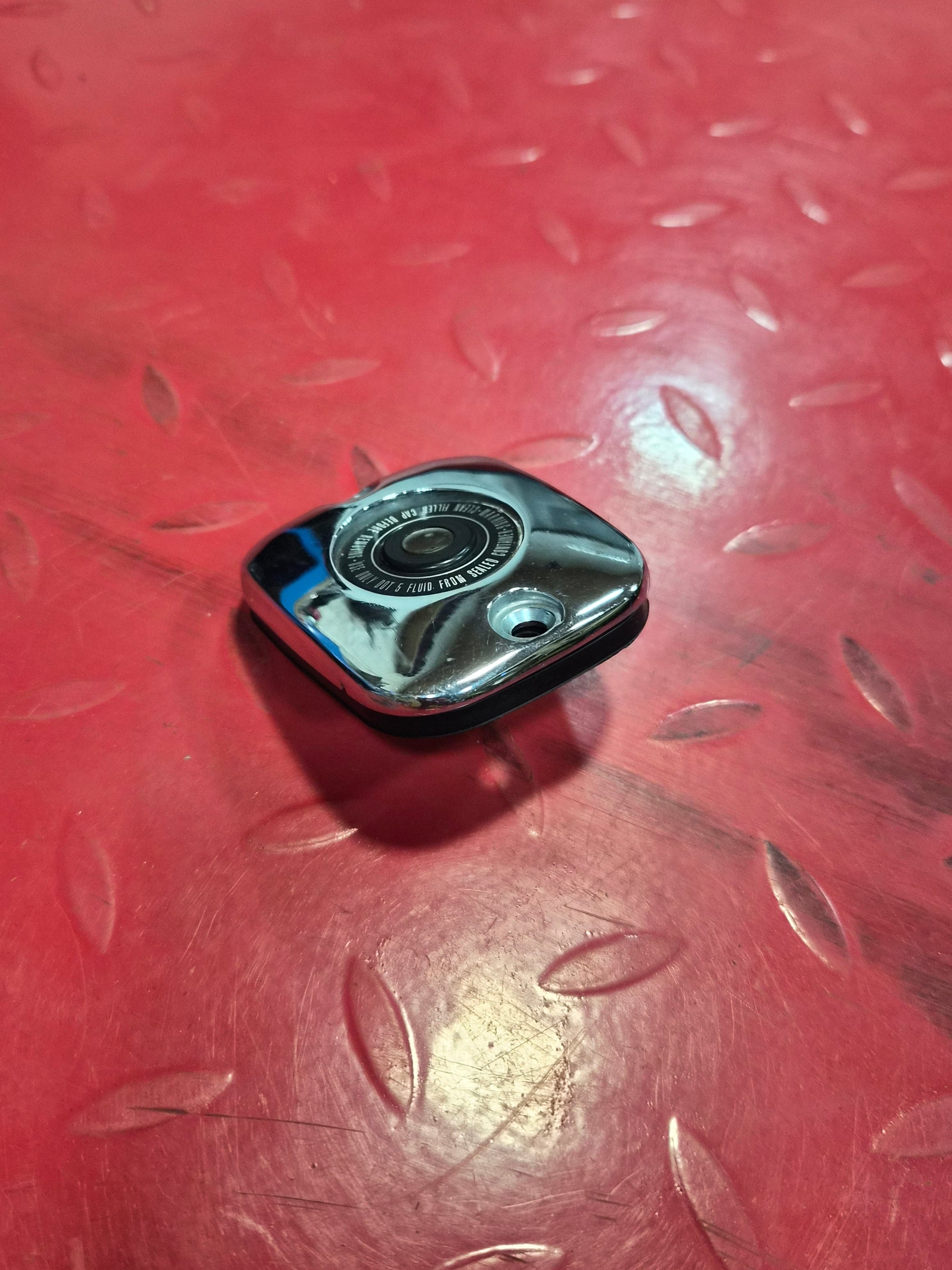 Harley Davidson Bremsbehälter Deckel vorne chrom gebraucht