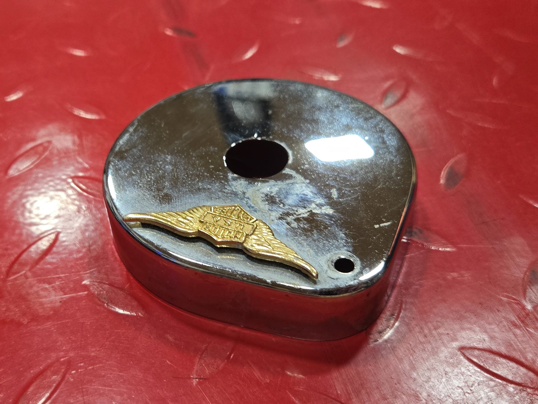 Harley Davidson Kicker Feder Cover chrom gebraucht