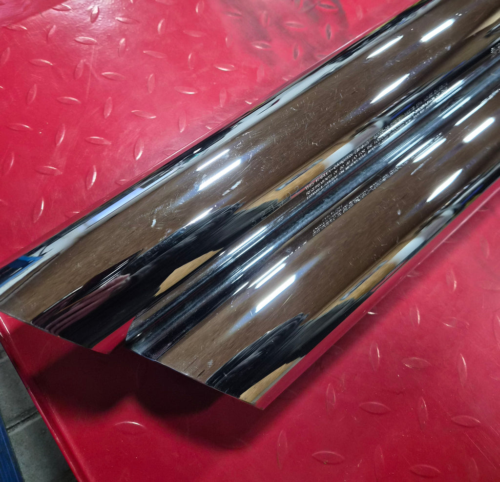 Harley Davidson FAT BOB Auspufftöpfe chrom gebraucht