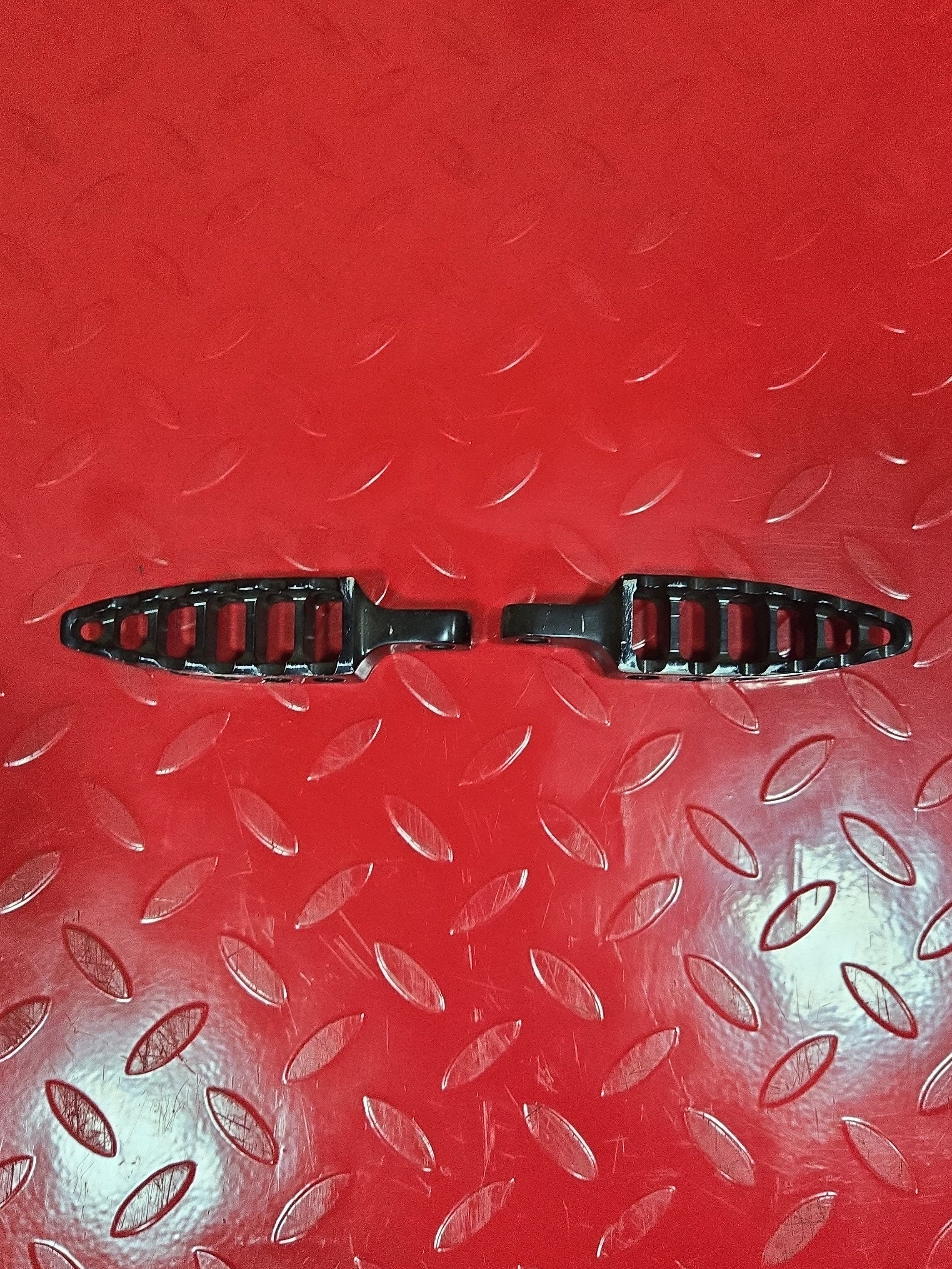 Harley Chopper Custombike Fussrasten schwarz gebraucht