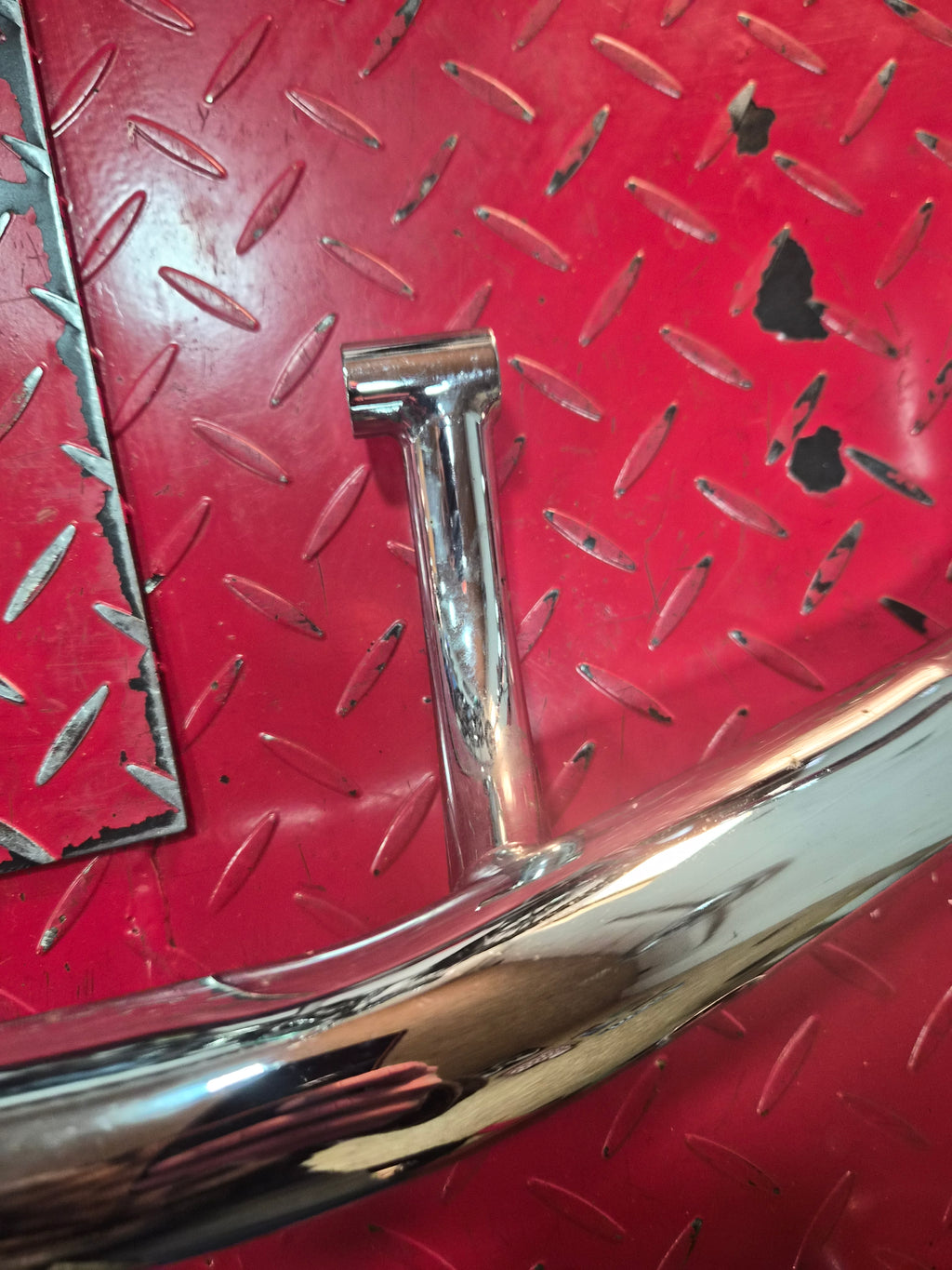 Harley Davidson V Rod Sturzbügel chrom gebraucht